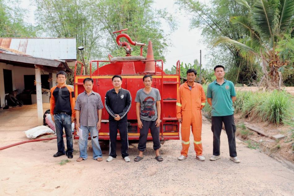 แจกจ่ายน้ำอุปโภค   เพื่อบรรเทาปัญหาการขาดแคลนน้ำในช่วงฤดูแล้ง