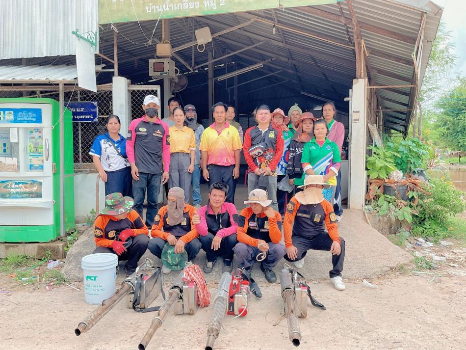 โครงการเฝ้าระวังป้องกันและควบคุมโรคไข้เลือดออกประจำปีงบประมาณ2568 ลงพื้นที่ บ้านน้ำเกลี้ยง หมู่ที่ 2